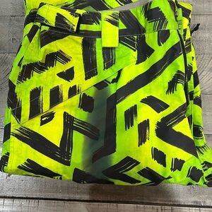 The North Face Green and Black Graphic snowboarding pants